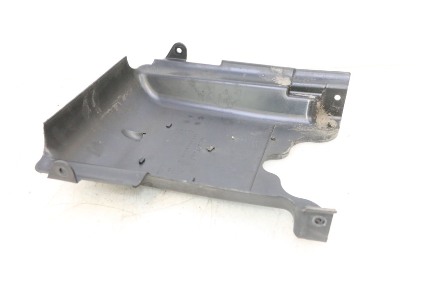 photo de BELLY PANEL SYM GTS EVO 125 (2009 - 2013) - Zoom on usage condition