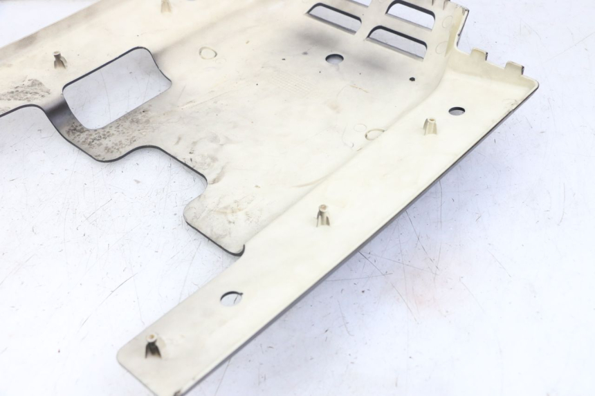 photo de BELLY PANEL JM MOTORS VX 125 (2022 - 2025) - Zoom on usage condition