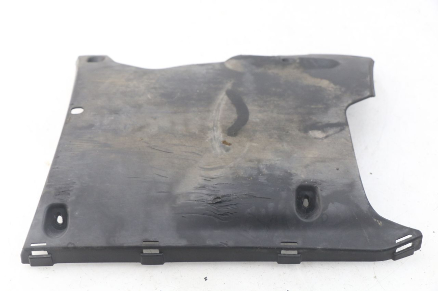 photo de LOWER PART OF THE BODY PEUGEOT KISBEE 2T 50 (2010 - 2017) - Zoom on usage condition