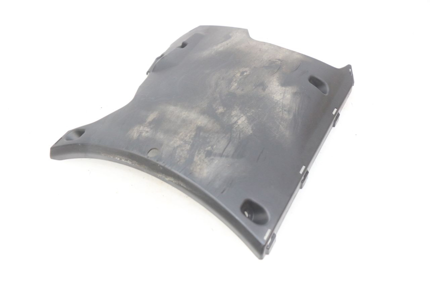 photo de LOWER PART OF THE BODY PEUGEOT KISBEE 4T 50 (2018 - 2022) - Alternative perspective