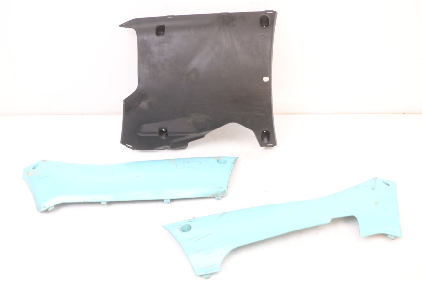 photo de LOWER PART OF THE BODY PEUGEOT KISBEE 4T 50 (2018 - 2022) - Main view