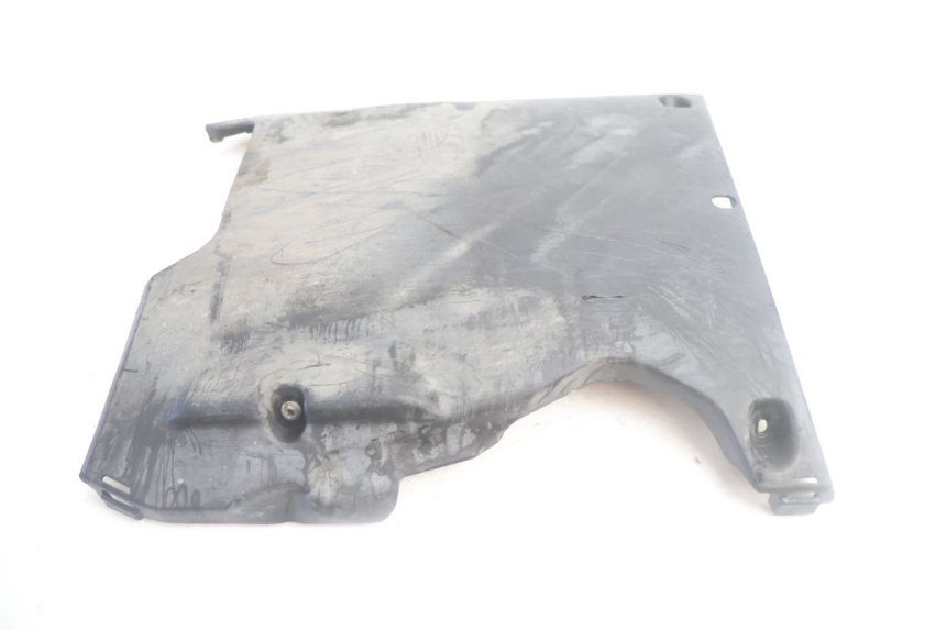 photo de LOWER PART OF THE BODY PEUGEOT KISBEE 4T 50 (2018 - 2022) - Zoom on usage condition