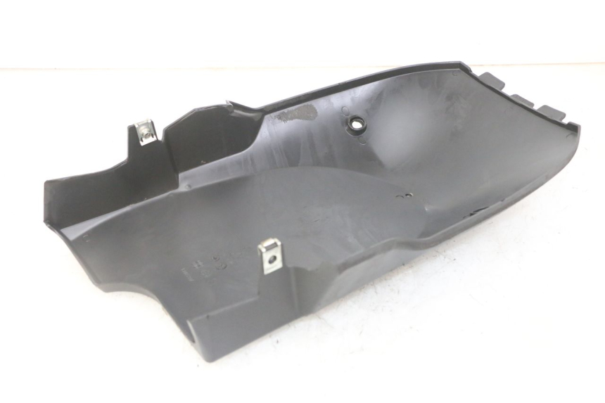 photo de BELLY PANEL PIAGGIO NRG POWER PUREJET 50 (2018 - 2021) - Zoom on usage condition