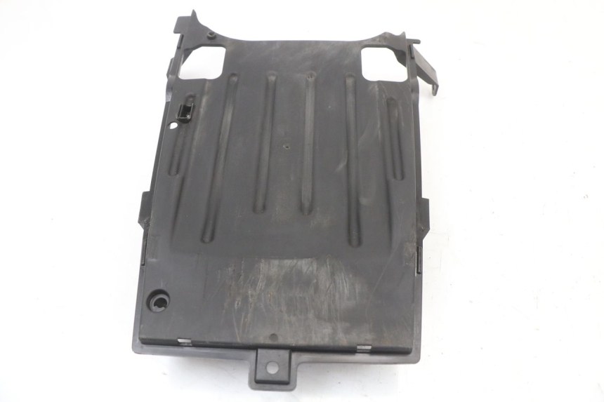 photo de BELLY PANEL HONDA PCX (JF28) 125 (2009 - 2011) - Alternative perspective