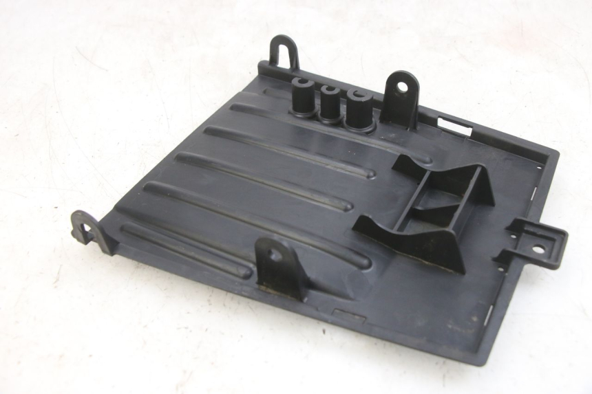 photo de LOWER PART OF THE BODY HONDA PCX (JF47) 125 (2012 - 2013) - Alternative perspective