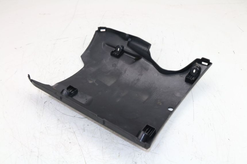 photo de BELLY PANEL PEUGEOT KISBEE 4T 50 (2010 - 2017) - Component detail