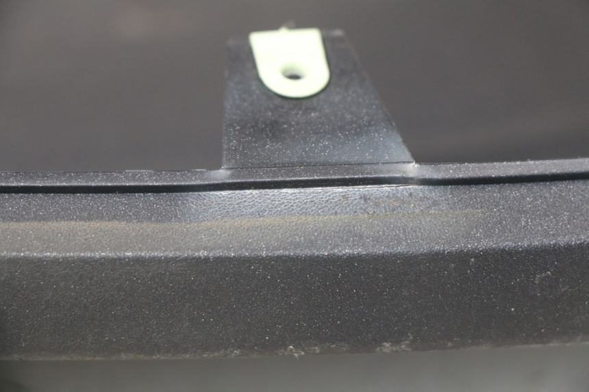 photo de BELLY PANEL PEUGEOT SATELIS 300 (2012 - 2015) - Zoom on usage condition