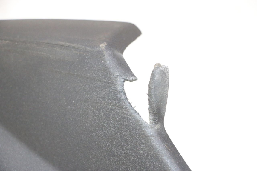 photo de BELLY PANEL PEUGEOT SATELIS 125 (2013 - 2018) - Surface and material condition