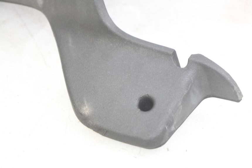 photo de LOWER BODY SHELL APRILIA SCARABEO LIGHT 125 (2007 - 2011) - High-resolution close-up