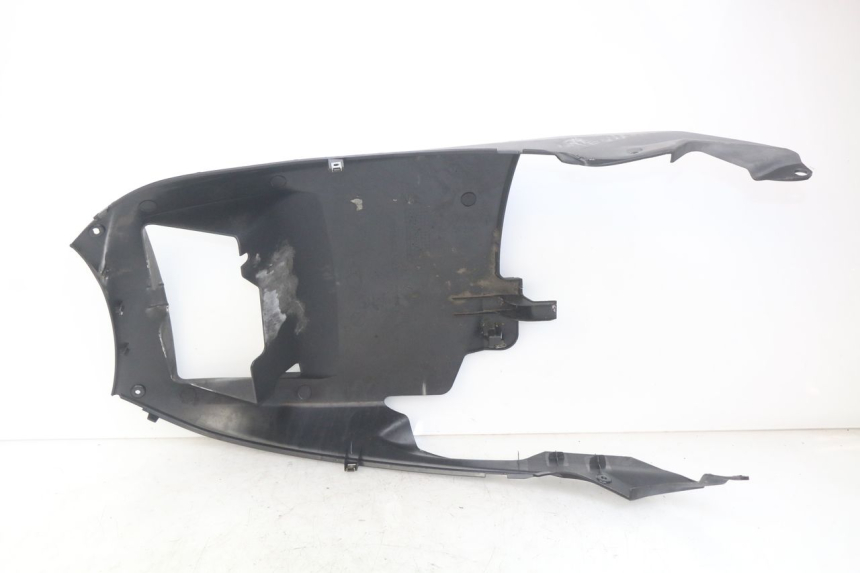 photo de LOWER BODY SHELL MBK SKYCRUISER 125 (2010 - 2013) - Technical close-up
