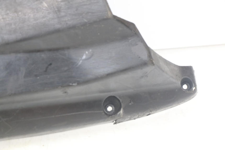 photo de LOWER PART OF THE BODY YAMAHA SLIDER NAKED 50 (2004 - 2018) - Distinctive features