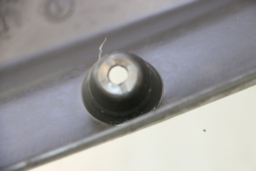 photo de BELLY PANEL YAMAHA SLIDER 50 (1999 - 2004) - Zoom on usage condition