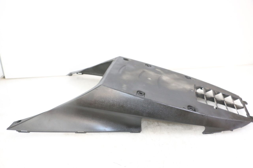 photo de BELLY PANEL SUZUKI BURGMAN 125 (2018 - 2021) - Additional view of the item