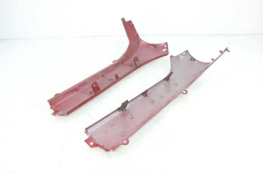 photo de LOWER BODY SHELL PEUGEOT SV 125 (1991 - 1994) - Distinctive features