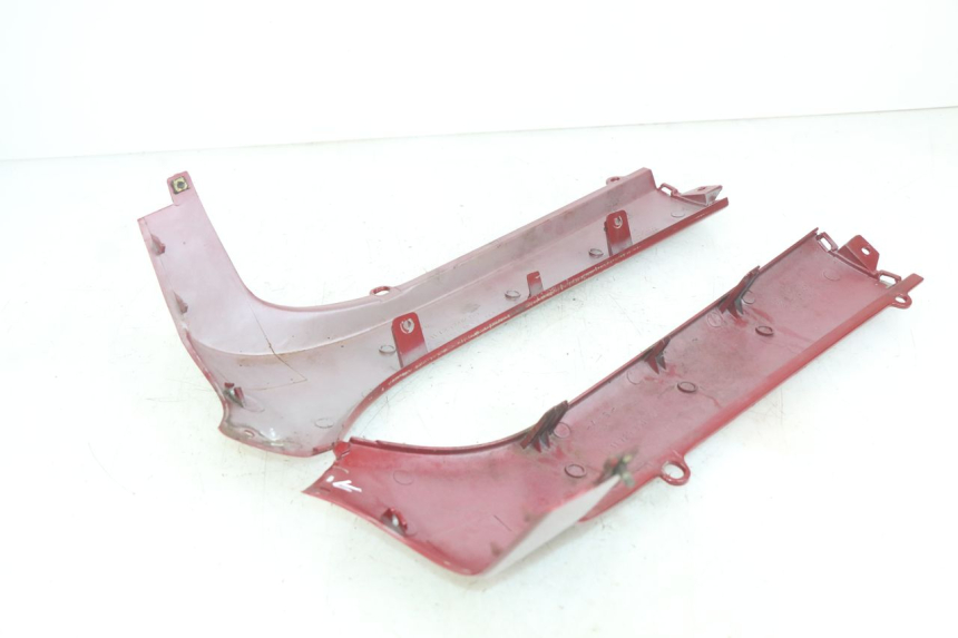 photo de LOWER BODY SHELL PEUGEOT SV 125 (1991 - 1994) - Detailed visual inspection