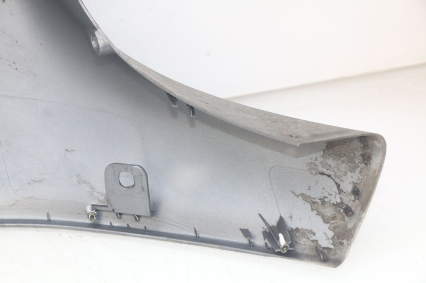 photo de LOWER BODY SHELL PIAGGIO X9 EVOLUTION 250 (2003 - 2007) - High-resolution close-up