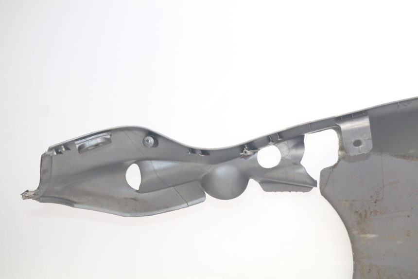 photo de LOWER BODY SHELL PIAGGIO X9 EVOLUTION 250 (2003 - 2007) - Focus on structure