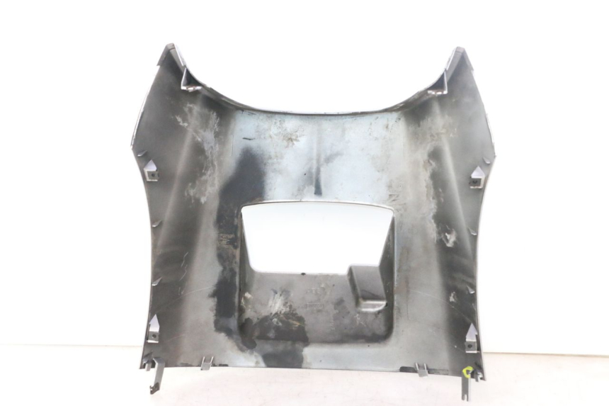 photo de LOWER FAIRING YAMAHA YP MAJESTY 125 (2002 - 2006) - Distinctive features