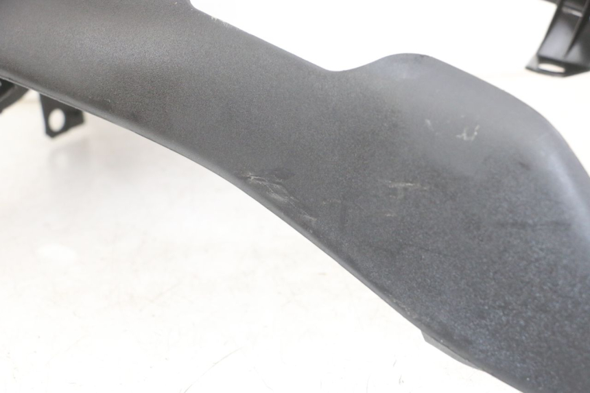 photo de LOWER PART OF THE BODY PIAGGIO ZIP 2T 50 (2009 - 2019) - Component detail