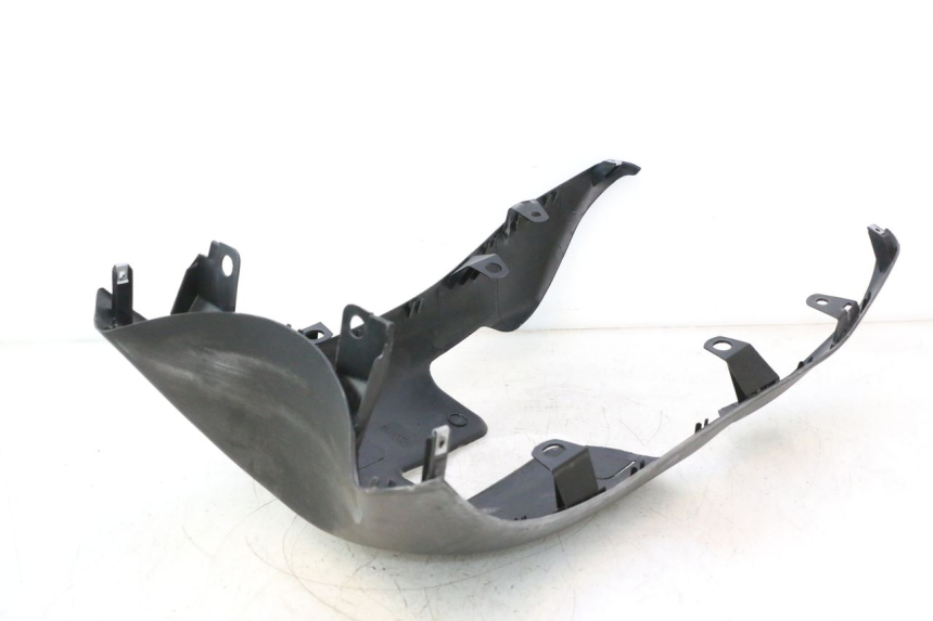 photo de BELLY PANEL PIAGGIO ZIP IGET 4T 50 (2021 - 2023) - Fixing points details