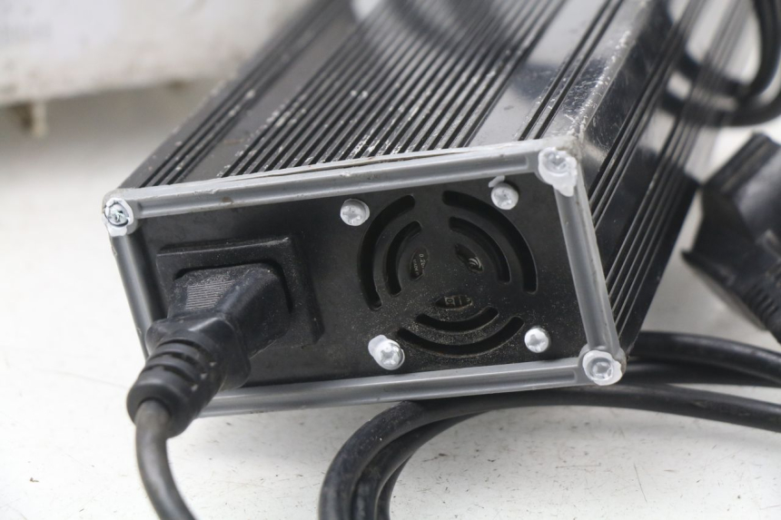 photo de BATTERY ERIDER CARGO 1 (2009 - 2018) - Detailed visual inspection