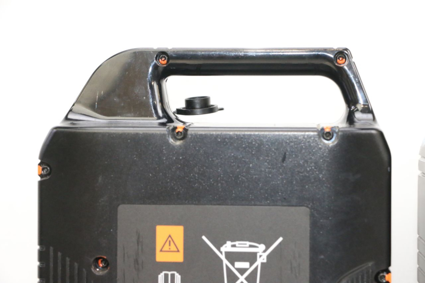 photo de BATTERY YAMAHA NEO'S CORE 1 (2022 - 2026) - Distinctive features