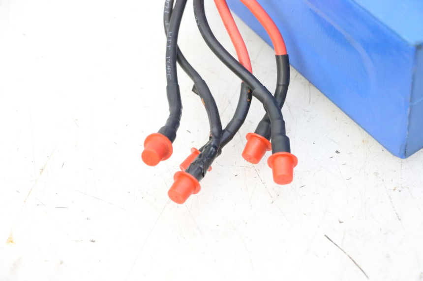 photo de BATTERY DUALTRON VICTOR LIMITED 1 - Alternative angle