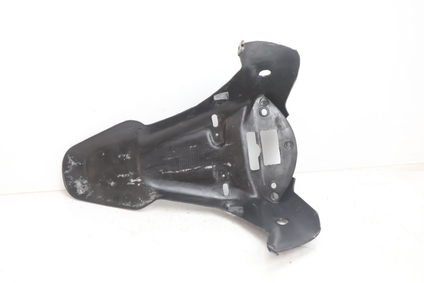 photo de MUD FLAP KEEWAY F-ACT NAKED 50 (2009 - 2014) - Fixing points details