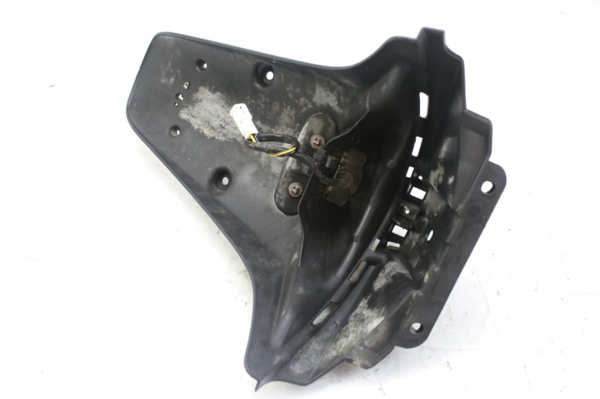 photo de REAR MUDGUARD PIAGGIO FLY 4T 50 (2013 - 2017) - Component detail