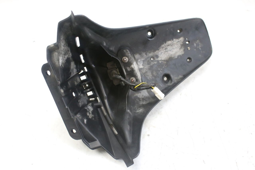 photo de REAR MUDGUARD PIAGGIO FLY 4T 50 (2013 - 2017) - Alternative perspective