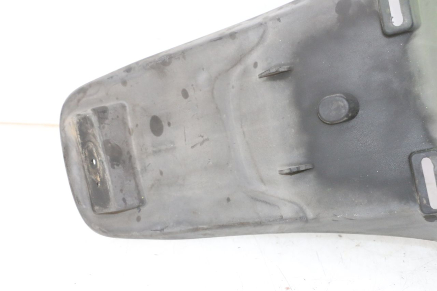 photo de MUD FLAP KYMCO GRAND DINK 125 (2008 - 2014) - Fixing points details