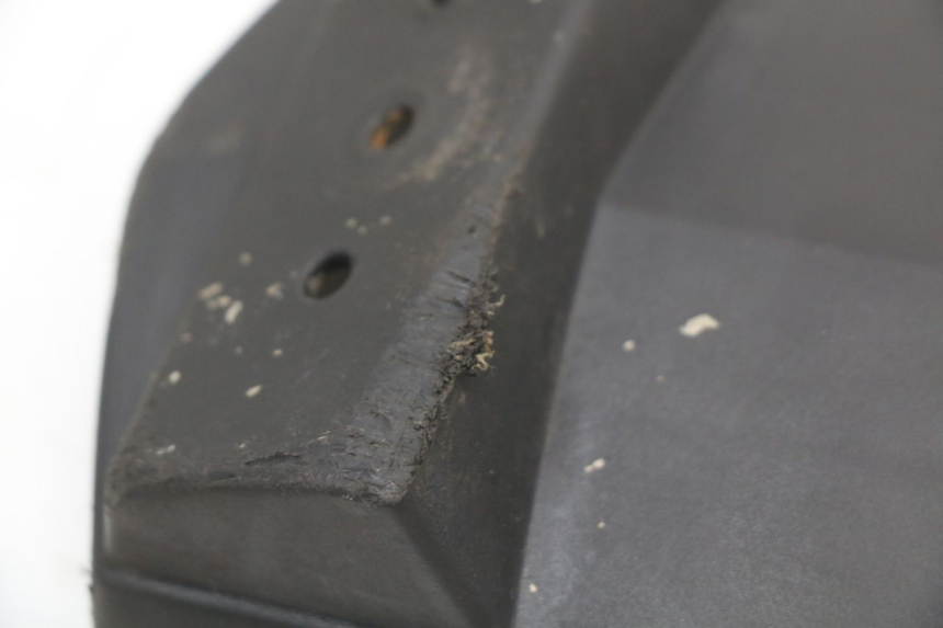 photo de REAR MUDGUARD TNT MOTOR GRIDO 2T 50 (2010 - 2019) - Fixing points details