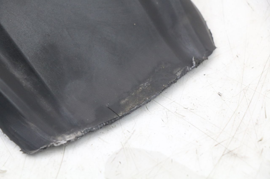 photo de MUD FLAP HONDA PCX (JF28) 125 (2009 - 2011) - Fixing points details