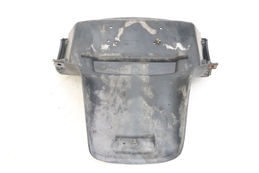 photo de REAR MUDGUARD HONDA NTV DEAUVILLE 650 (1998 - 2001) - Technical close-up