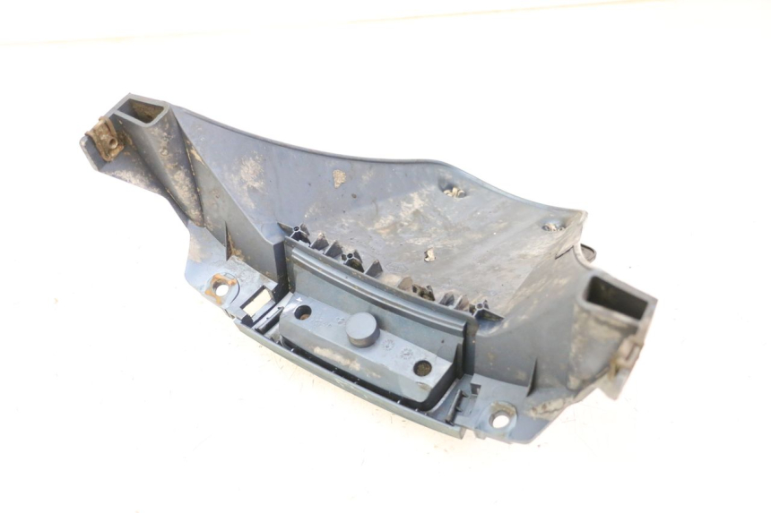 photo de REAR MUDGUARD PIAGGIO VESPA LX 2T 50 (2005 - 2013) - Component detail