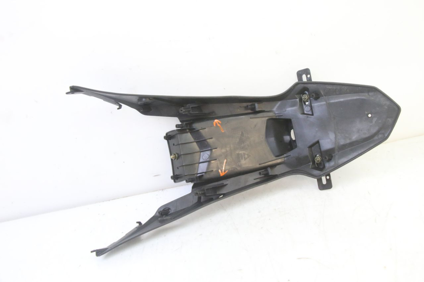 photo de MUD FLAP MAG POWER R-STREET 50 (2016 - 2025) - Technical close-up