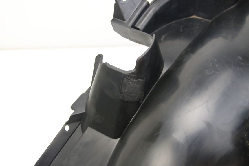 photo de REAR MUDGUARD SUZUKI SIXTEEN 125 (2008 - 2010) - Focus on structure