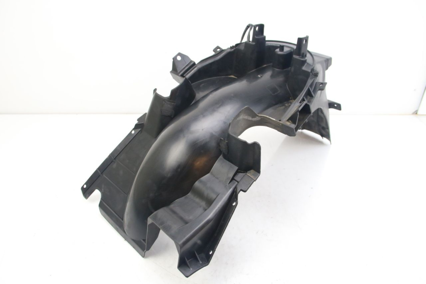 photo de REAR MUDGUARD SUZUKI SIXTEEN 125 (2008 - 2010) - Zoom on usage condition