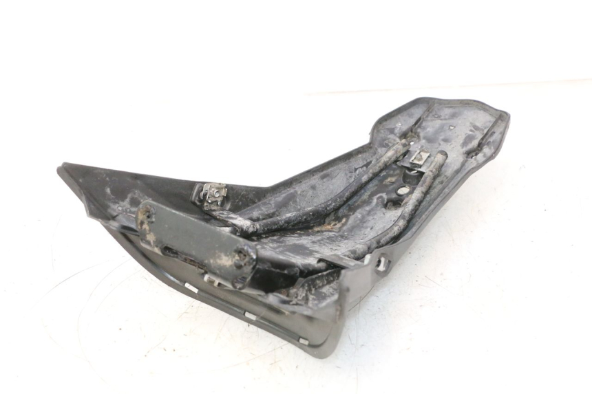 photo de REAR MUDGUARD APRILIA SR 2T 50 (2012 - 2017) - Zoom on usage condition
