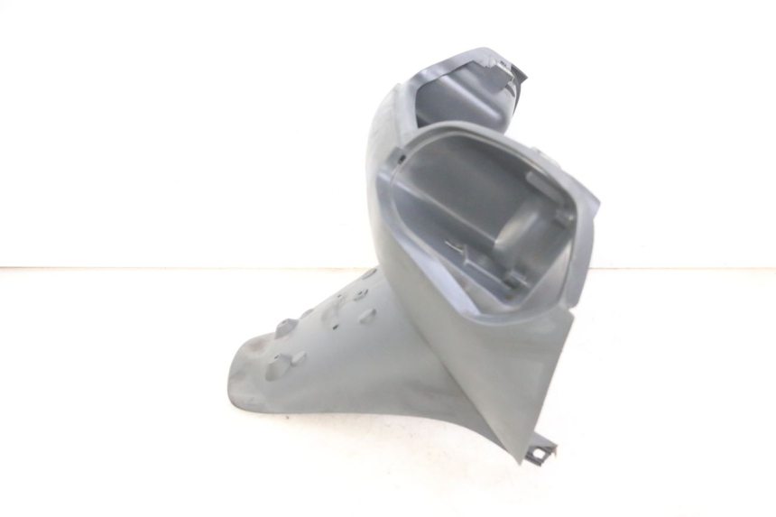 photo de MUD FLAP PIAGGIO SUPER LX 125 (2000 - 2003) - Technical close-up