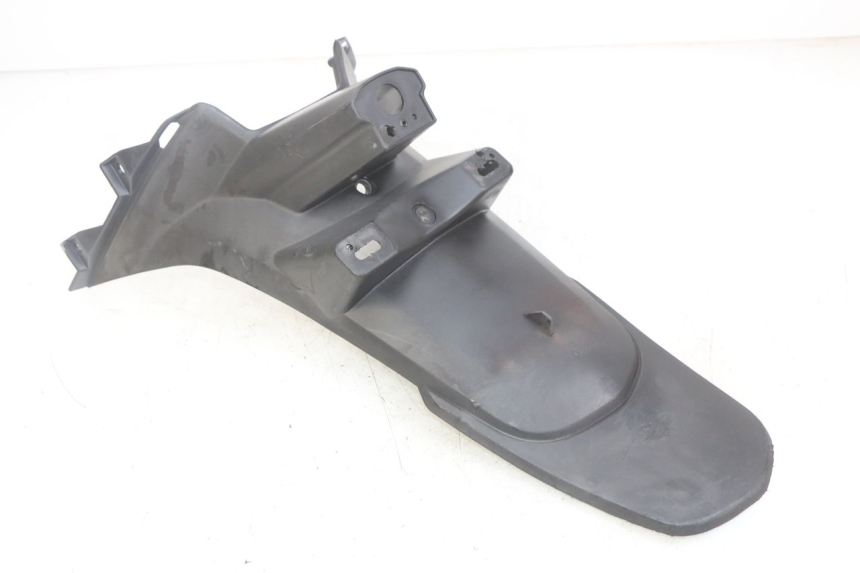 photo de REAR MUDGUARD SYM SYMPHONY 125 (2009 - 2015) - Fixing points details