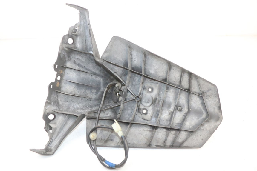 photo de REAR MUDGUARD YAMAHA XMAX X-MAX ABS 125 (2017 - 2020) - Technical close-up