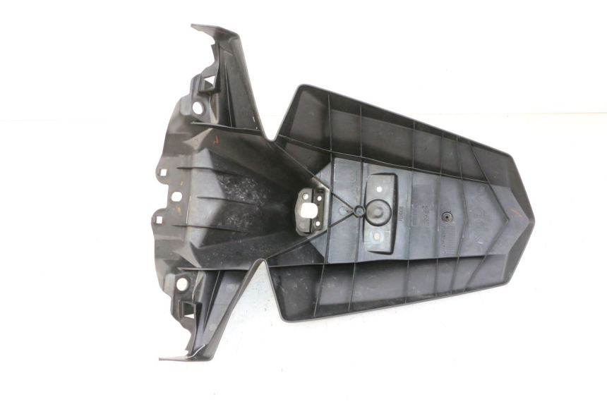 photo de MUD FLAP YAMAHA XMAX X-MAX 125 (2021 - 2025) - Zoom on usage condition