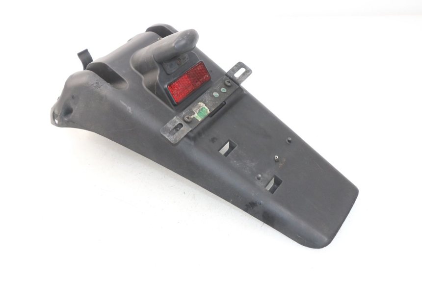 photo de MUD FLAP YAMAHA YP MAJESTY 125 (2007 - 2010) - Technical close-up