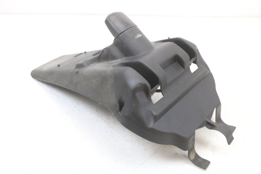 photo de MUD FLAP YAMAHA YP MAJESTY 125 (2002 - 2006) - Zoom on usage condition