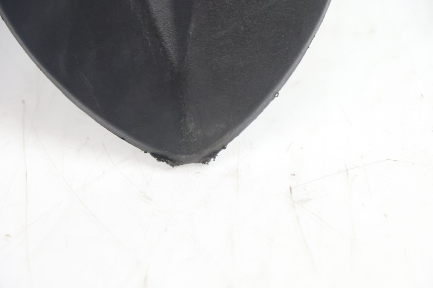 photo de MUD FLAP VASTRO STREET S 50 (2016 - 2021) - Fixing points details