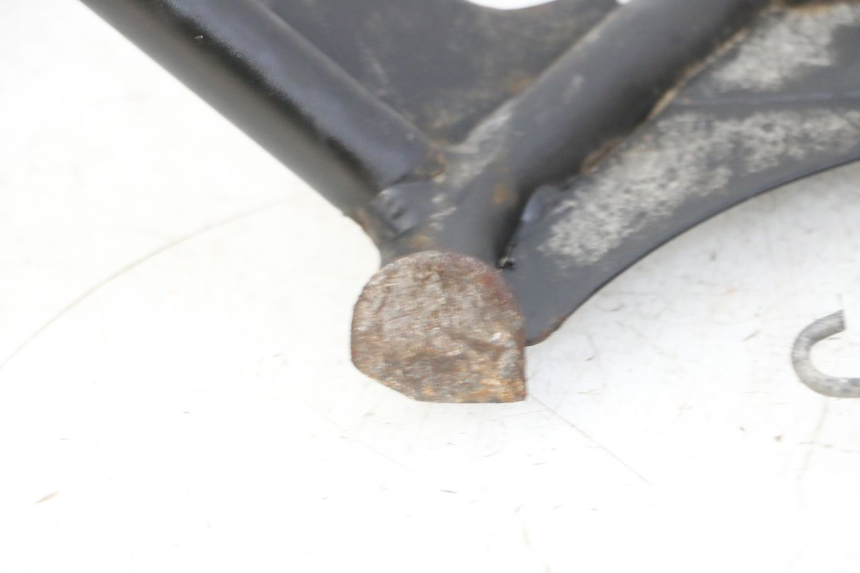 photo de MAIN STAND SUZUKI BURGMAN 125 (2007 - 2014) - Zoom on usage condition