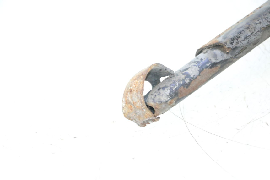 photo de CENTER STAND PEUGEOT ELYSTAR 50 (2002 - 2014) - Zoom on usage condition
