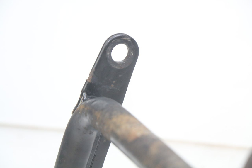 photo de CENTER STAND HONDA FES PANTHEON 2T 125 (1998 - 2002) - Zoom on usage condition