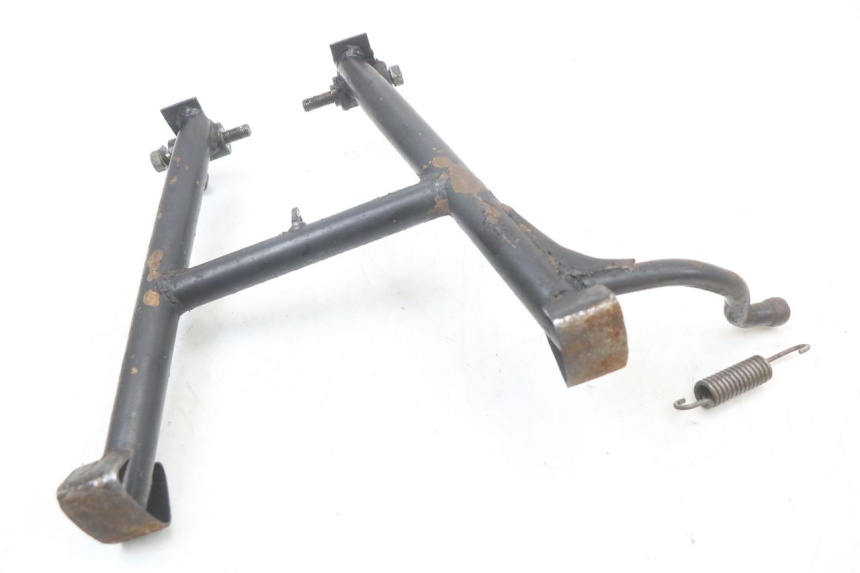 photo de MAIN STAND SUZUKI GSX E 250 (1982 - 1983) - Zoom on usage condition